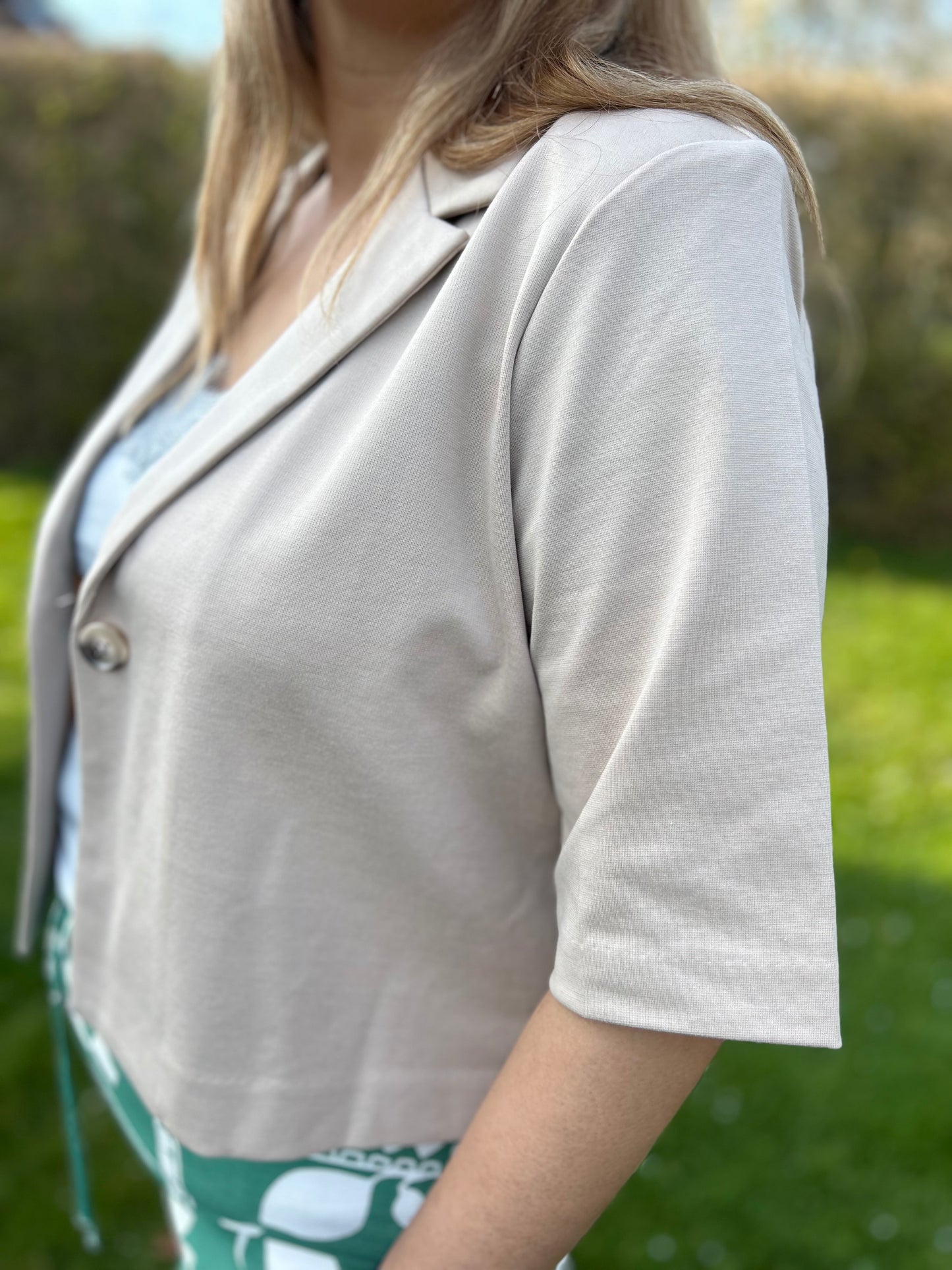 ICHI Kate Sus Cropped Blazer - IHKate BL
